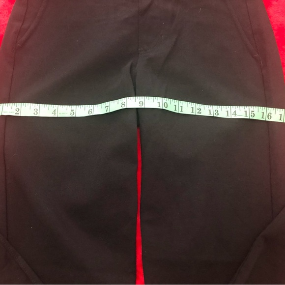 Black leggings by Liverpool - Picture 5 of 8